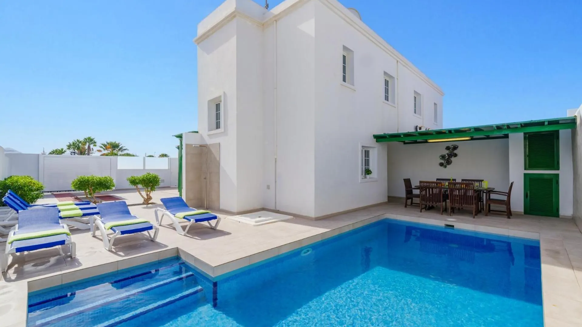 Villa Togio By Villa Plus location